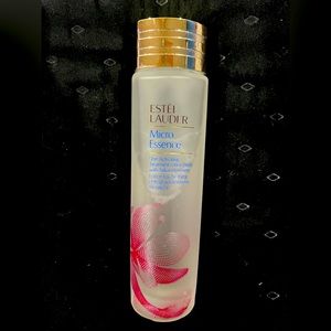 Estée Lauder Micro Essence Treatment